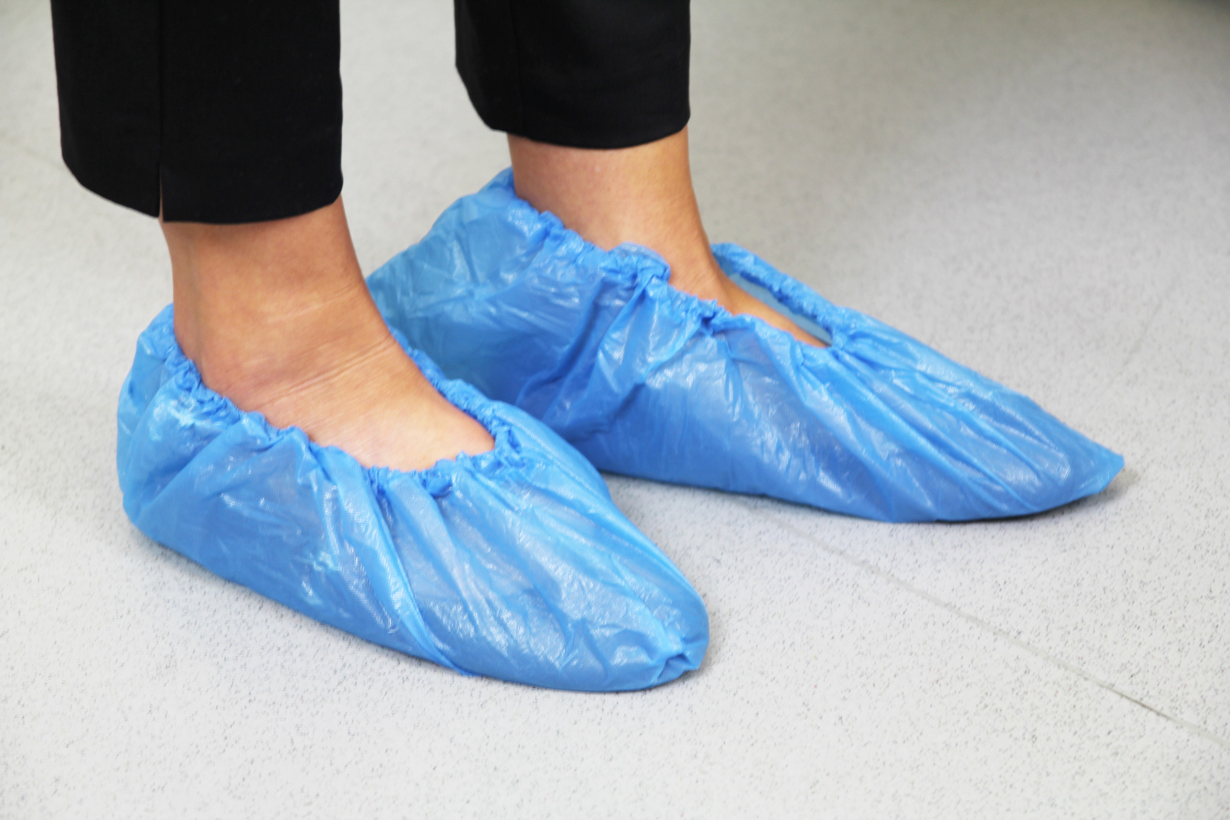 Nonslip shoe cover Reynard Health Supplies